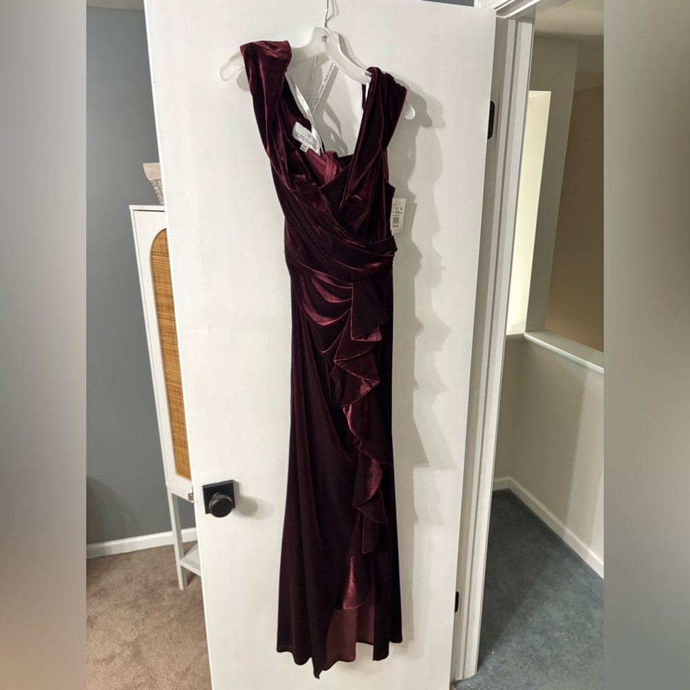 Elegant wine velvet Evening Gown